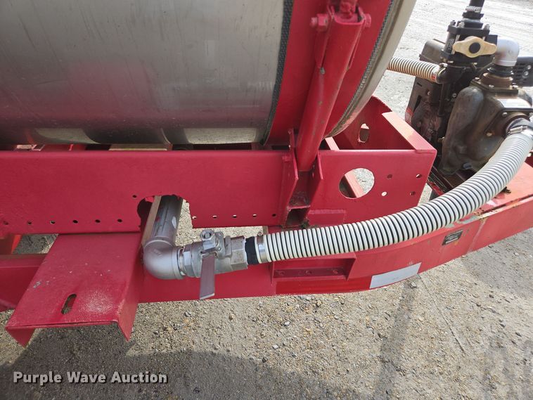 image for item DX1530 Clark tank trailer