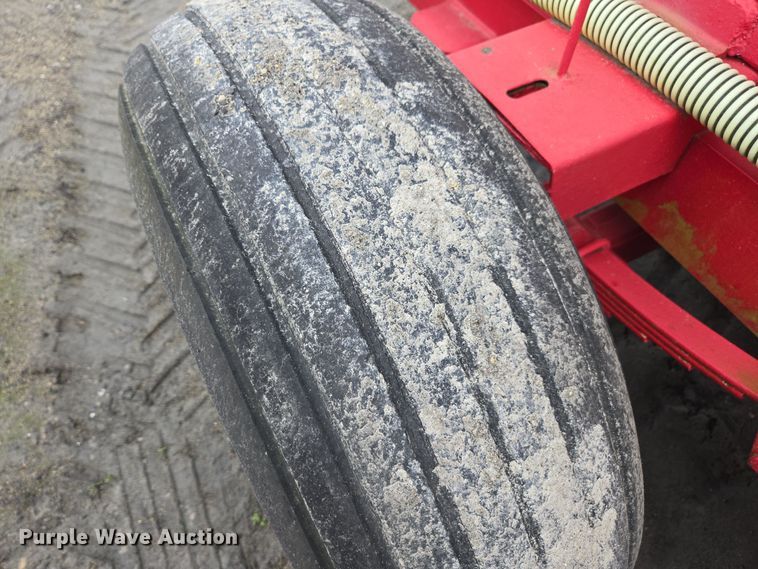 image for item DX1531 Clark tank trailer