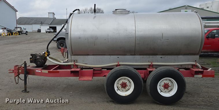 image for item DX1532 Clark tank trailer