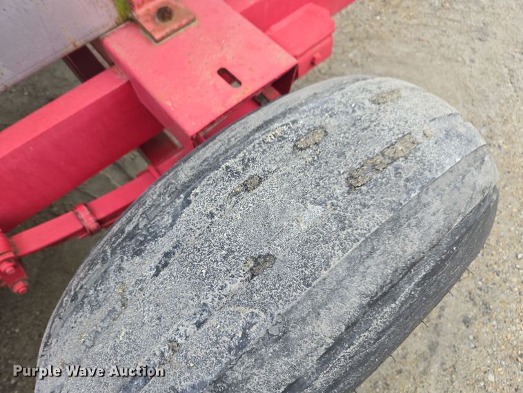 image for item DX1532 Clark tank trailer