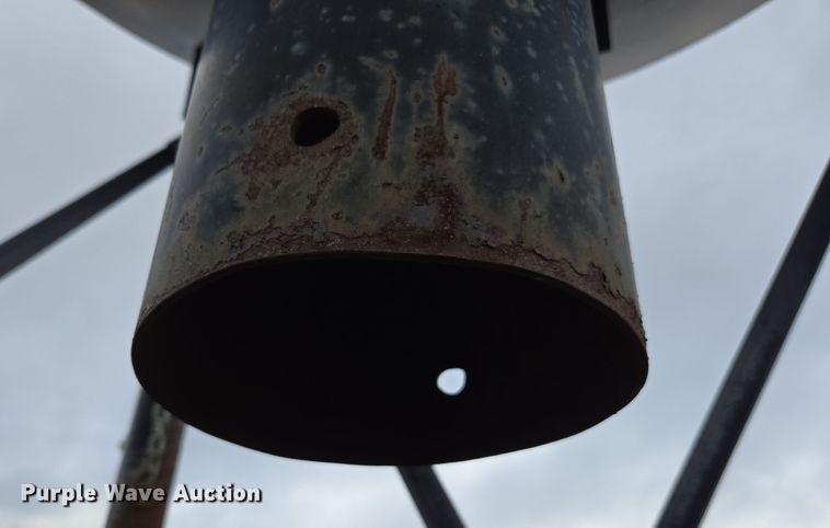 image for item DX1539 USC grain bagger hopper