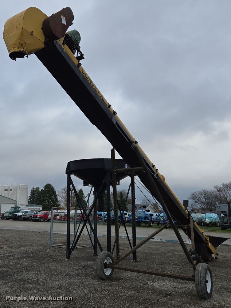 image for item DX1540 Convey-All 1035 auger