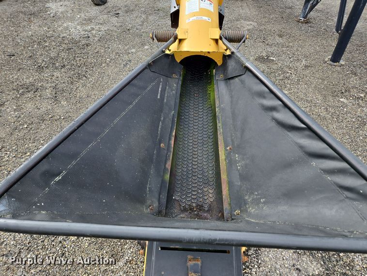 image for item DX1540 Convey-All 1035 auger