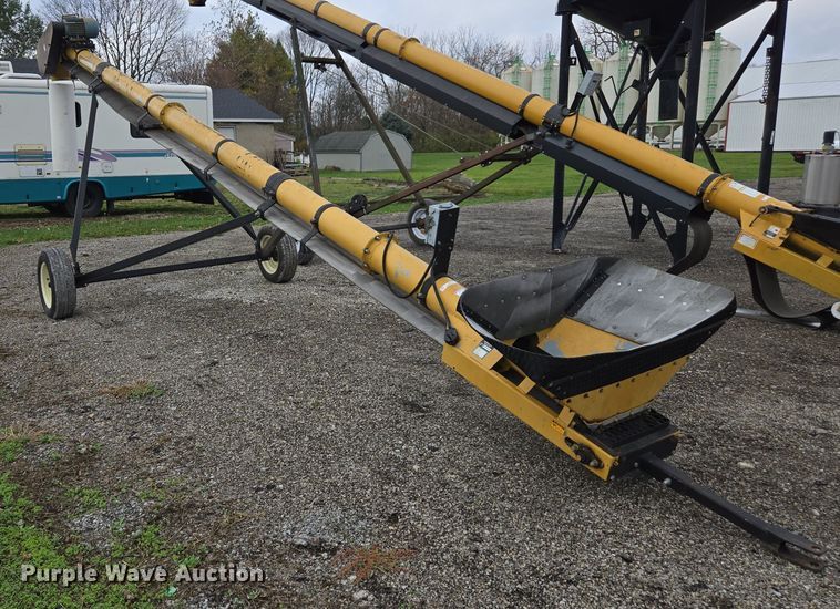 image for item DX1541 Convey-All 828 auger