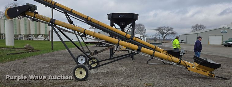 image for item DX1541 Convey-All 828 auger