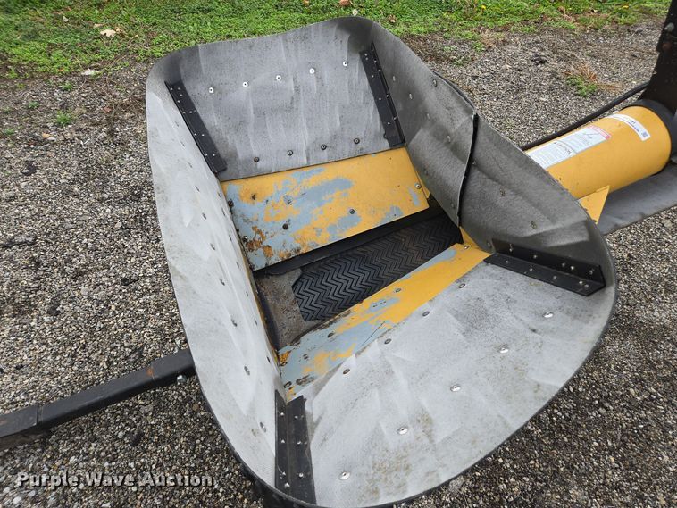 image for item DX1541 Convey-All 828 auger