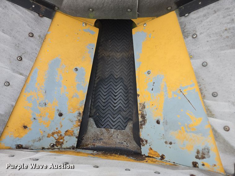 image for item DX1541 Convey-All 828 auger