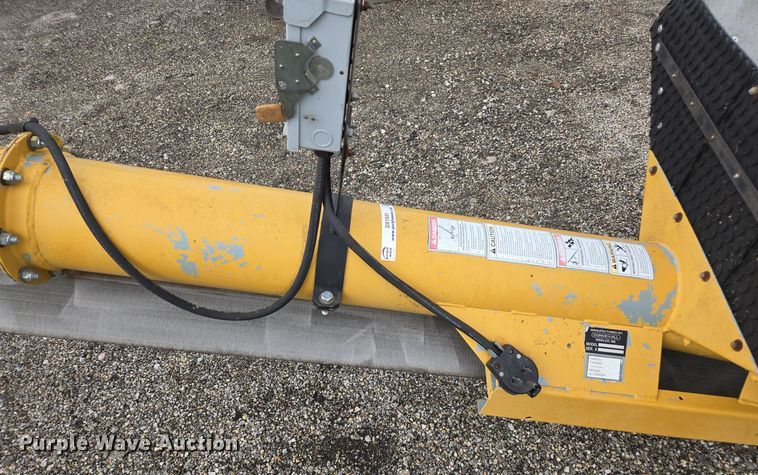 image for item DX1541 Convey-All 828 auger