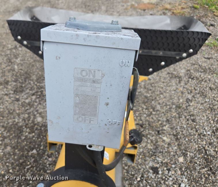 image for item DX1541 Convey-All 828 auger