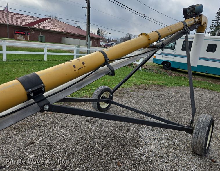 image for item DX1541 Convey-All 828 auger