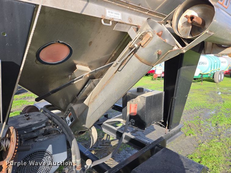 image for item DX1544 Harvest Land UT57 seed tender