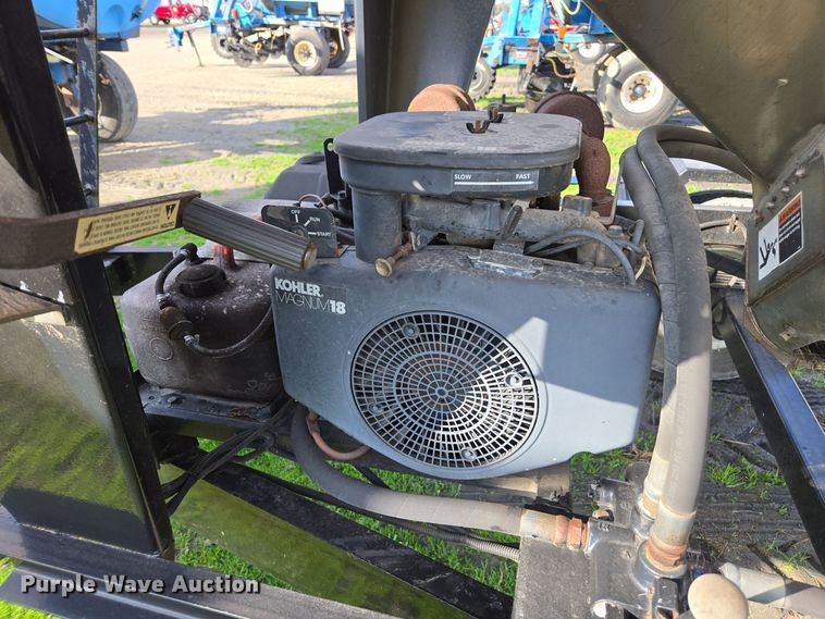 image for item DX1544 Harvest Land UT57 seed tender