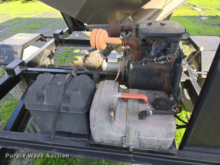 image for item DX1544 Harvest Land UT57 seed tender