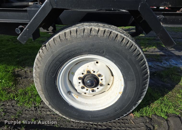 image for item DX1544 Harvest Land UT57 seed tender