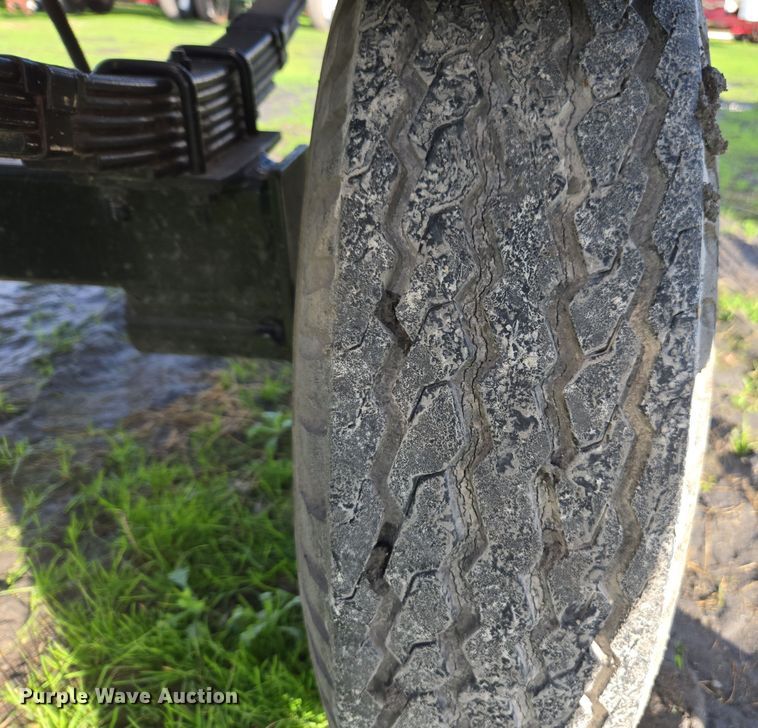 image for item DX1544 Harvest Land UT57 seed tender