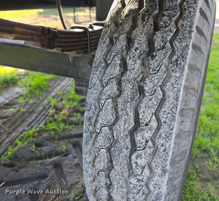 image for item DX1544 Harvest Land UT57 seed tender