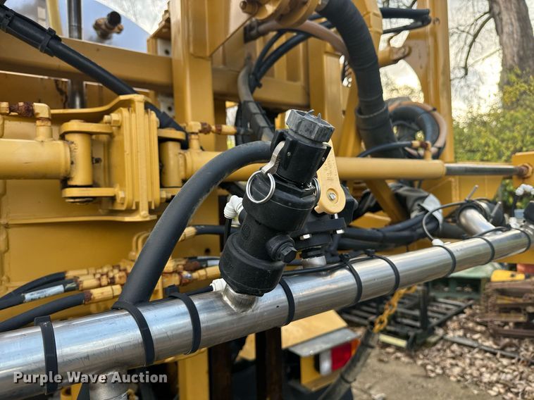 image for item DX1546 AGCO Teragator sprayer bed