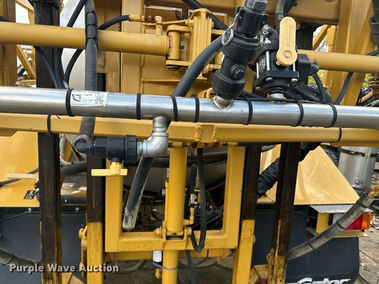 image for item DX1546 AGCO Teragator sprayer bed