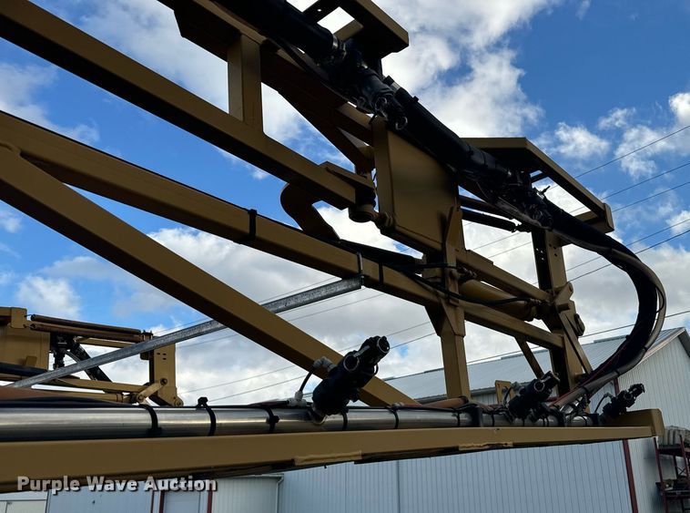 image for item DX1546 AGCO Teragator sprayer bed