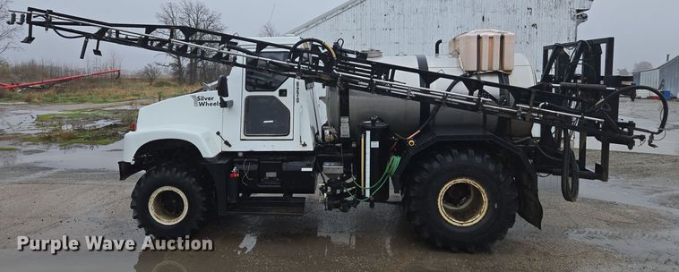 image for item DX1570 1995 International 2554 applicator truck