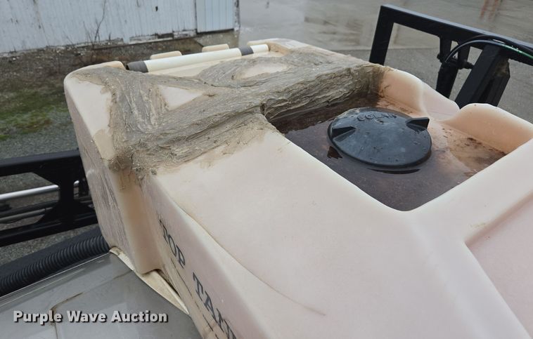 image for item DX1570 1995 International 2554 applicator truck