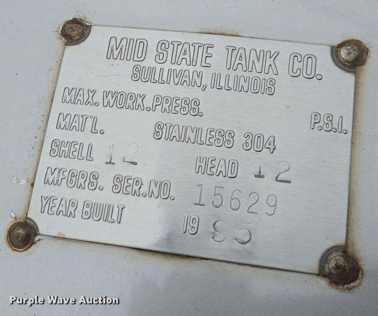 image for item DX1570 1995 International 2554 applicator truck