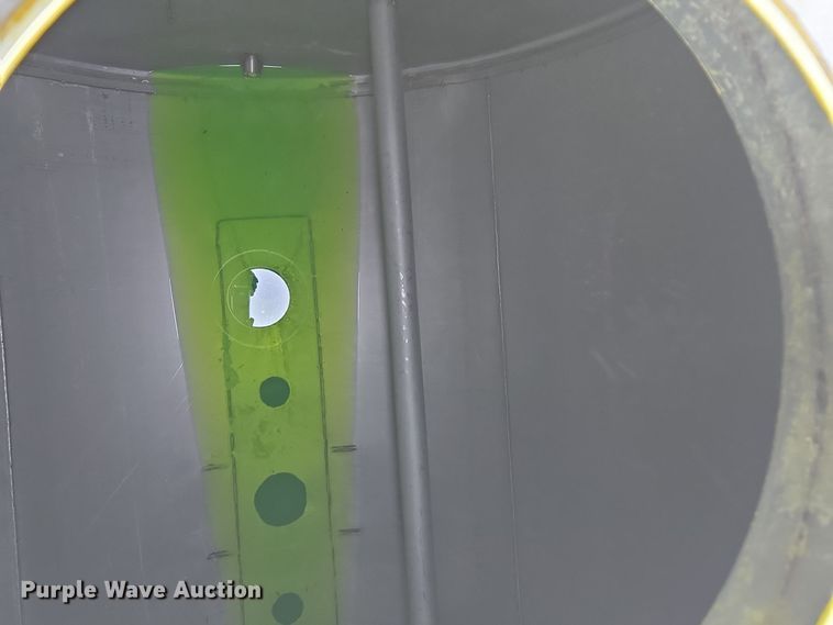 image for item DX1570 1995 International 2554 applicator truck