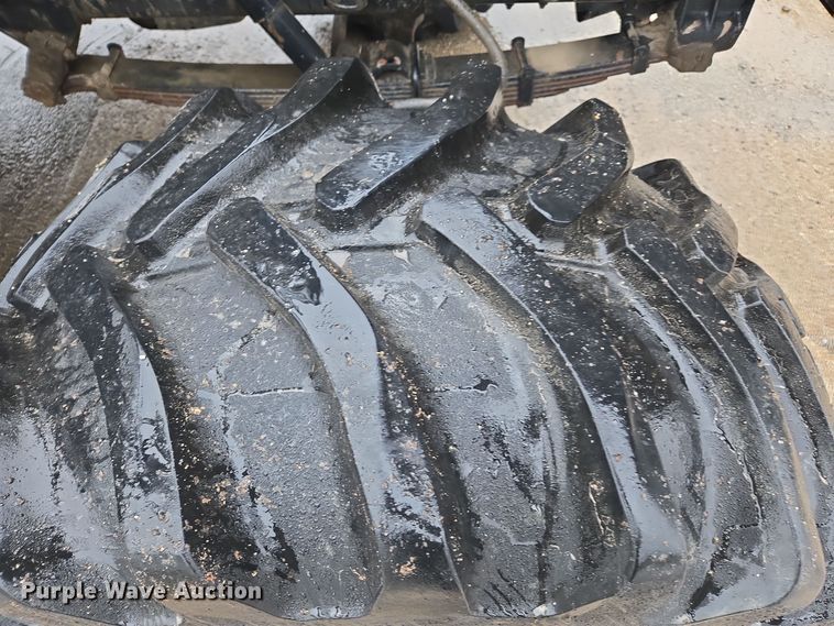 image for item DX1570 1995 International 2554 applicator truck