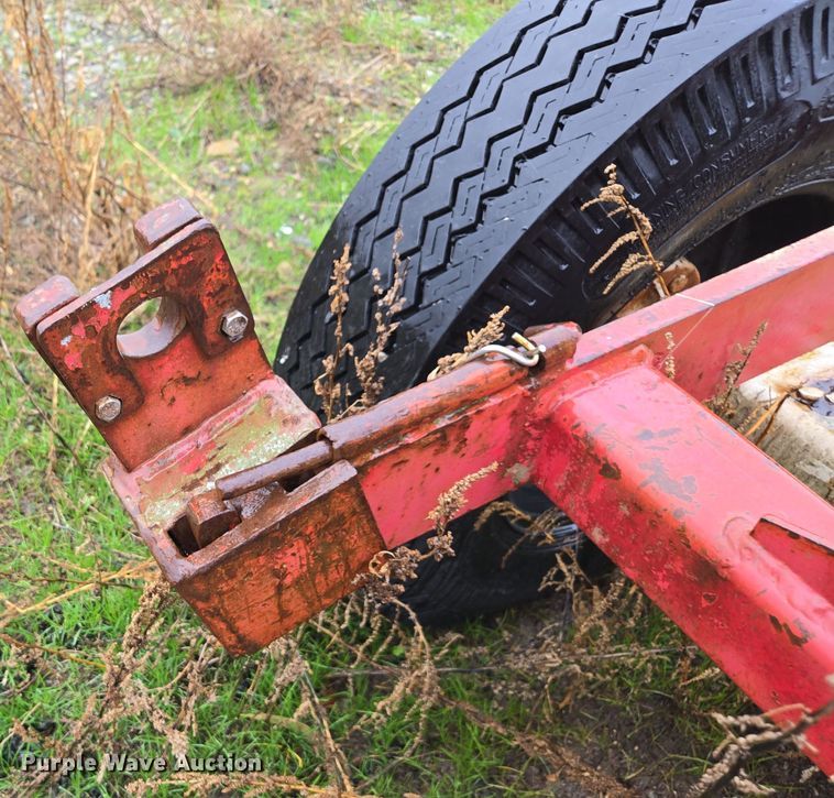 image for item DX1573 Three point trailer