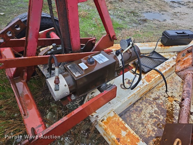 image for item DX1573 Three point trailer