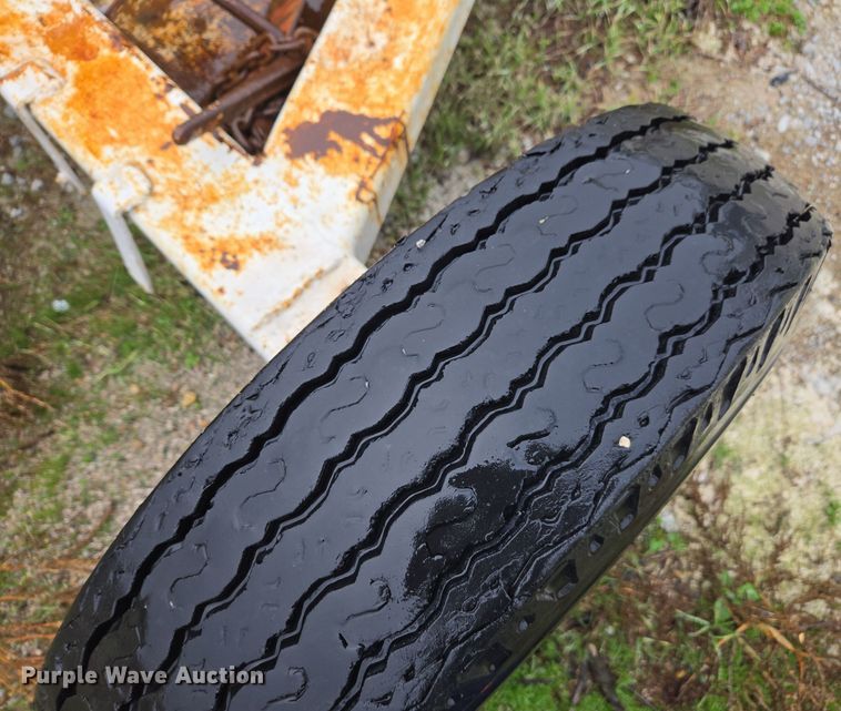 image for item DX1573 Three point trailer