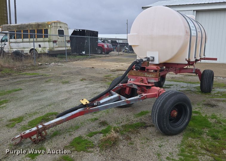 image for item DX1579 Tank trailer