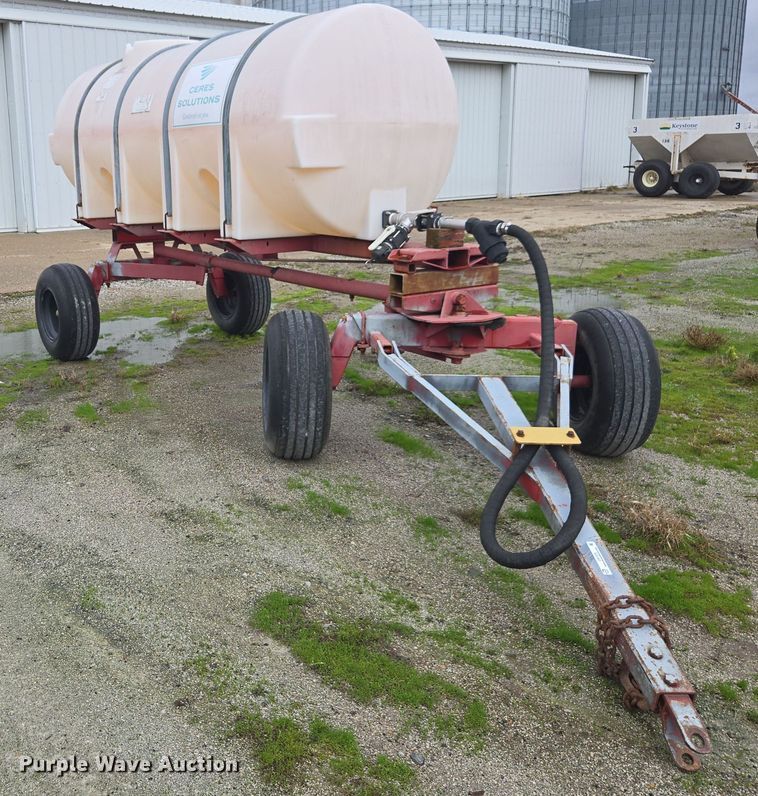 image for item DX1579 Tank trailer