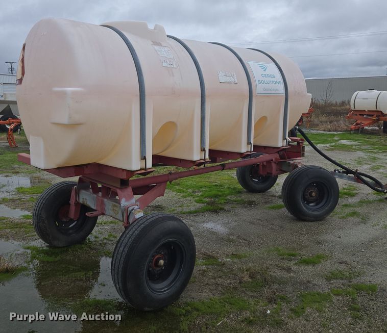 image for item DX1579 Tank trailer