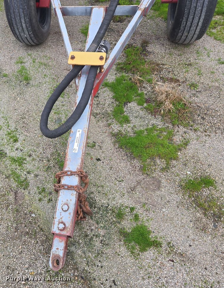 image for item DX1579 Tank trailer