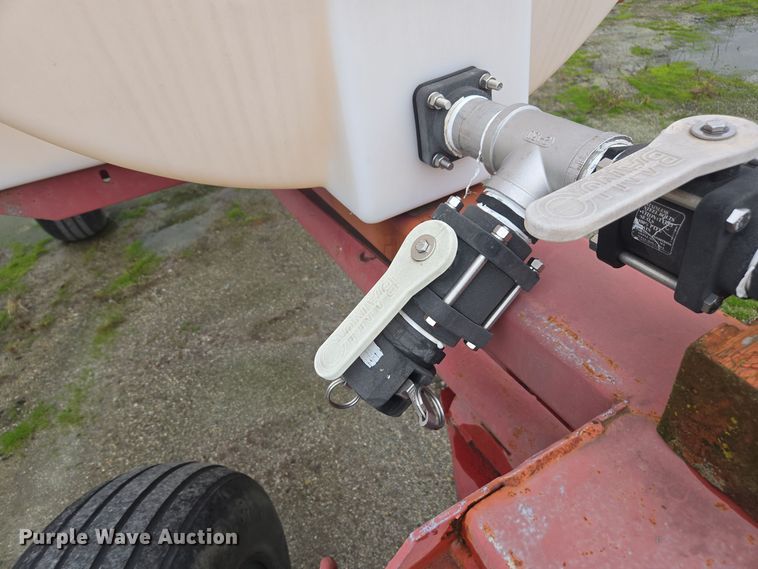 image for item DX1579 Tank trailer