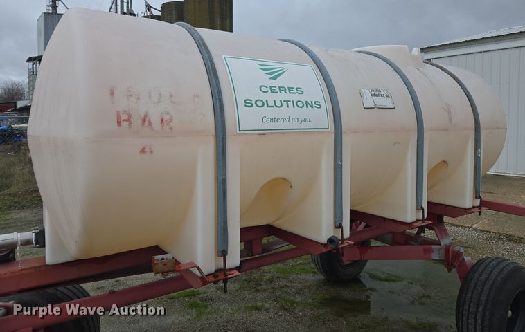 image for item DX1579 Tank trailer