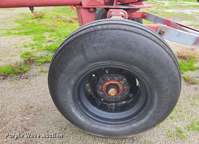 image for item DX1579 Tank trailer