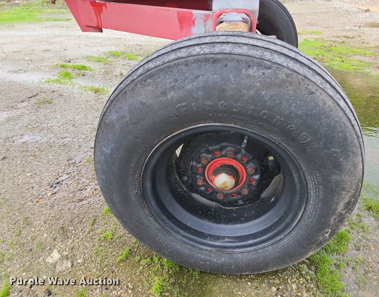 image for item DX1579 Tank trailer