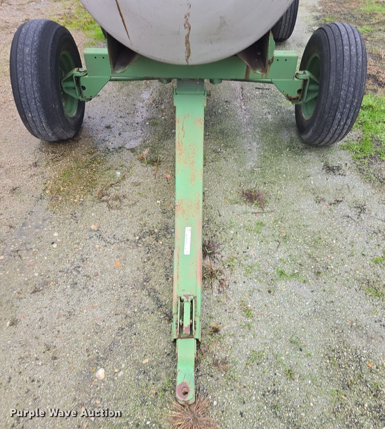 image for item DX1581 Tank trailer