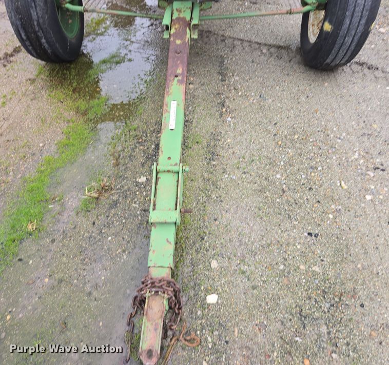 image for item DX1582 Tank trailer