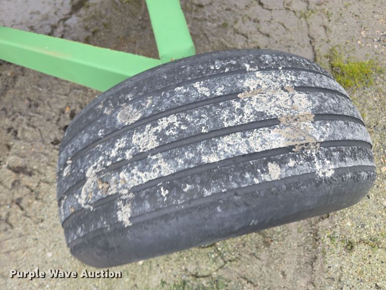 image for item DX1582 Tank trailer