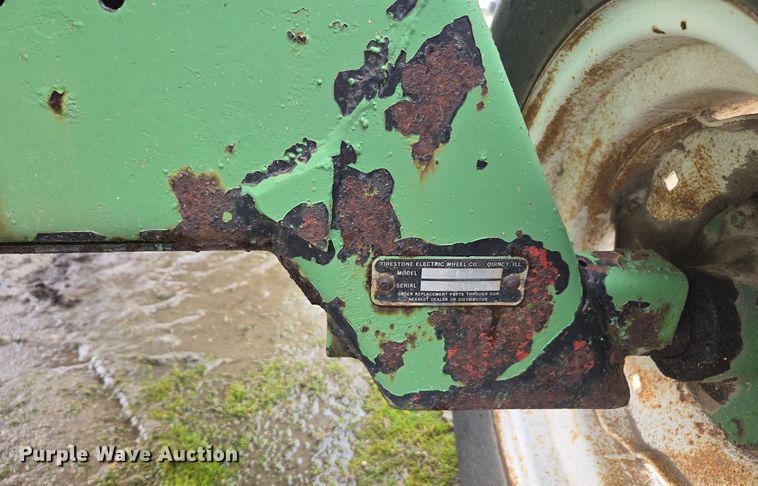 image for item DX1582 Tank trailer