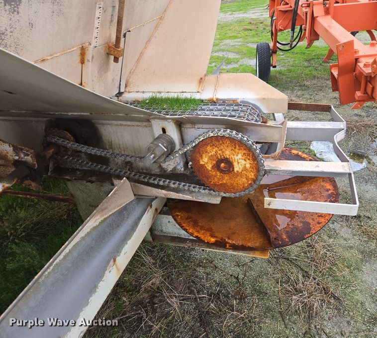 image for item DX1584 Western spreader