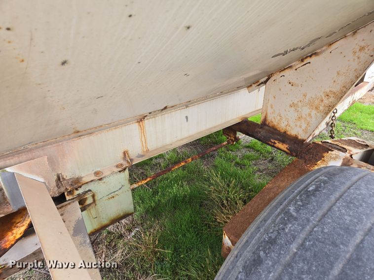 image for item DX1584 Western spreader