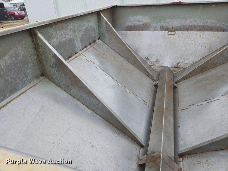 image for item DX1584 Western spreader