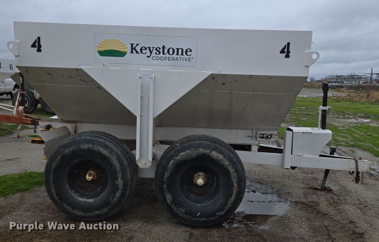 image for item DX1585 Western SMC2064S  spreader
