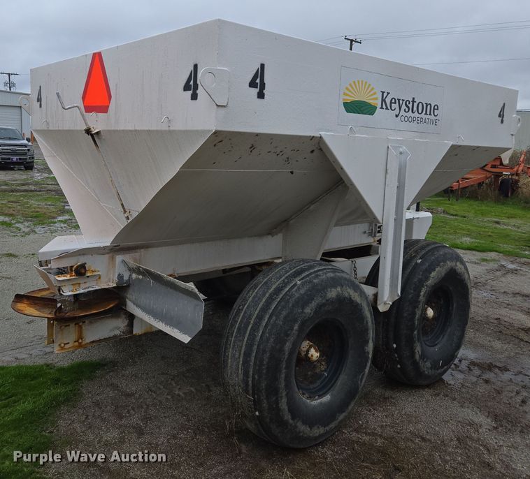 image for item DX1585 Western SMC2064S  spreader