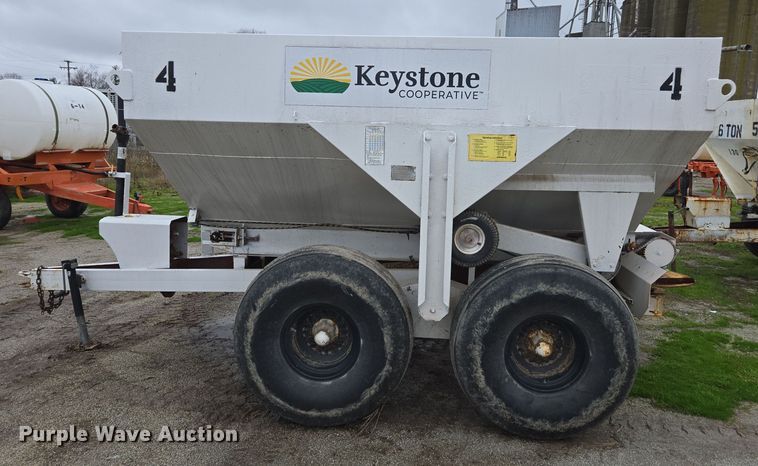 image for item DX1585 Western SMC2064S  spreader