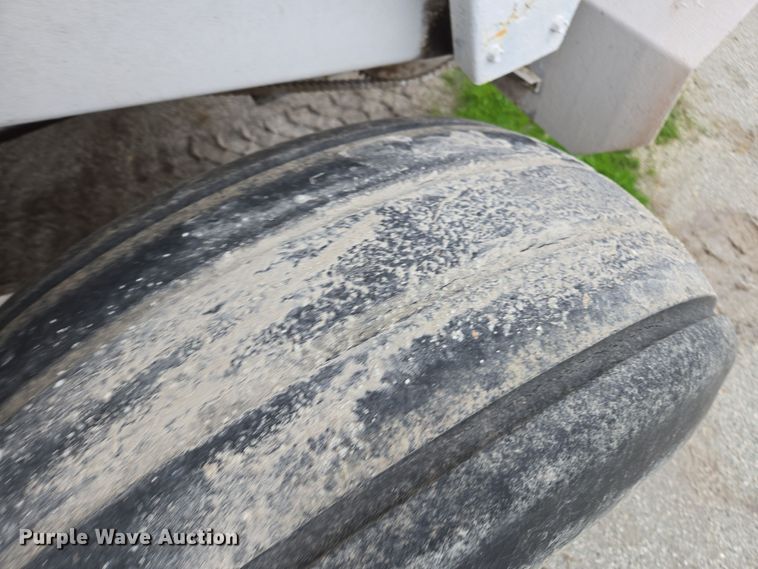 image for item DX1585 Western SMC2064S  spreader